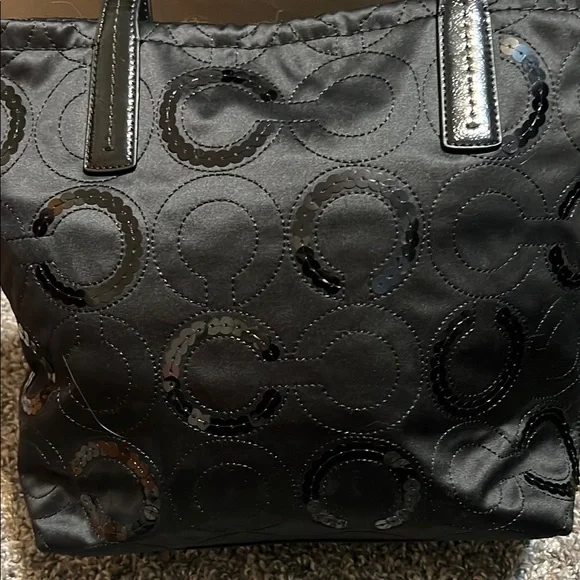 Coach Black Structured Tote Bag with Metallic Accents - Picture 3 of 12